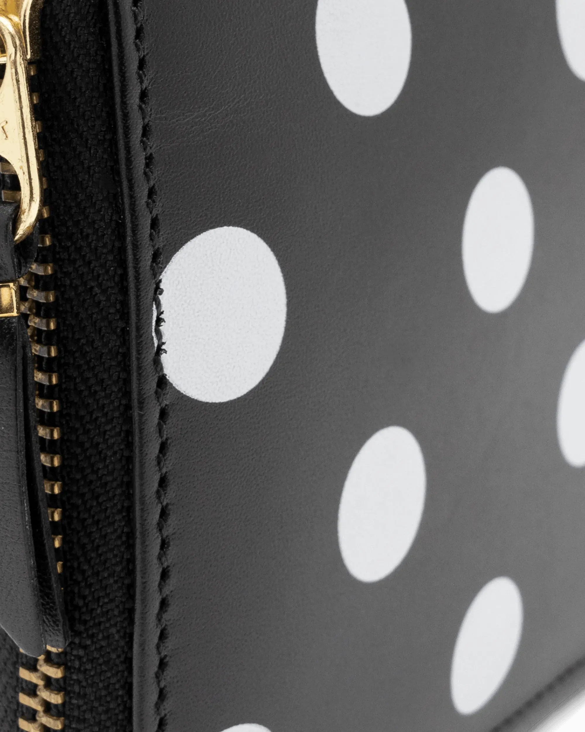 Polka Dot Large Zip Wallet - DIHSAN