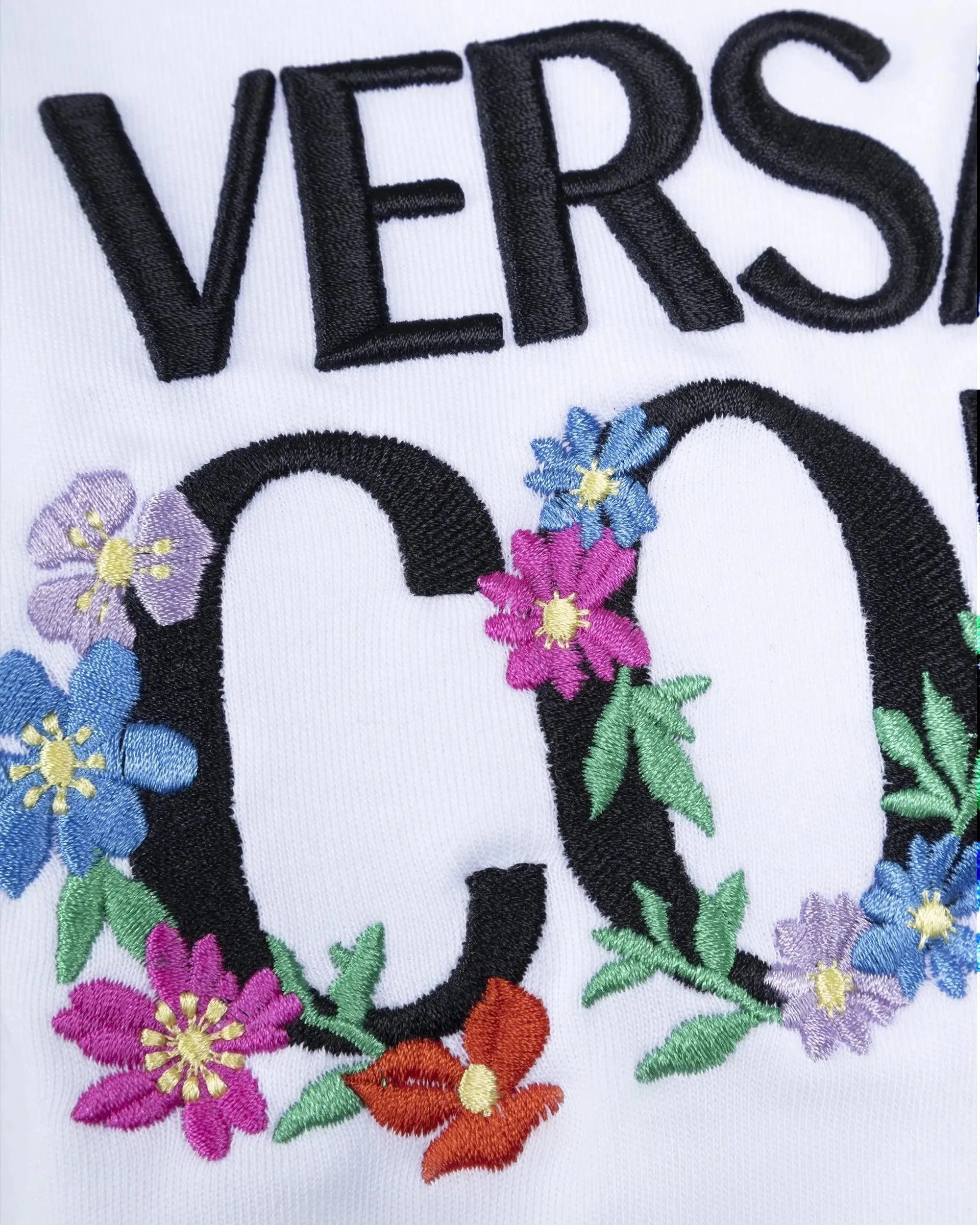 Floral Logo Cropped T-shirt - DIHSAN