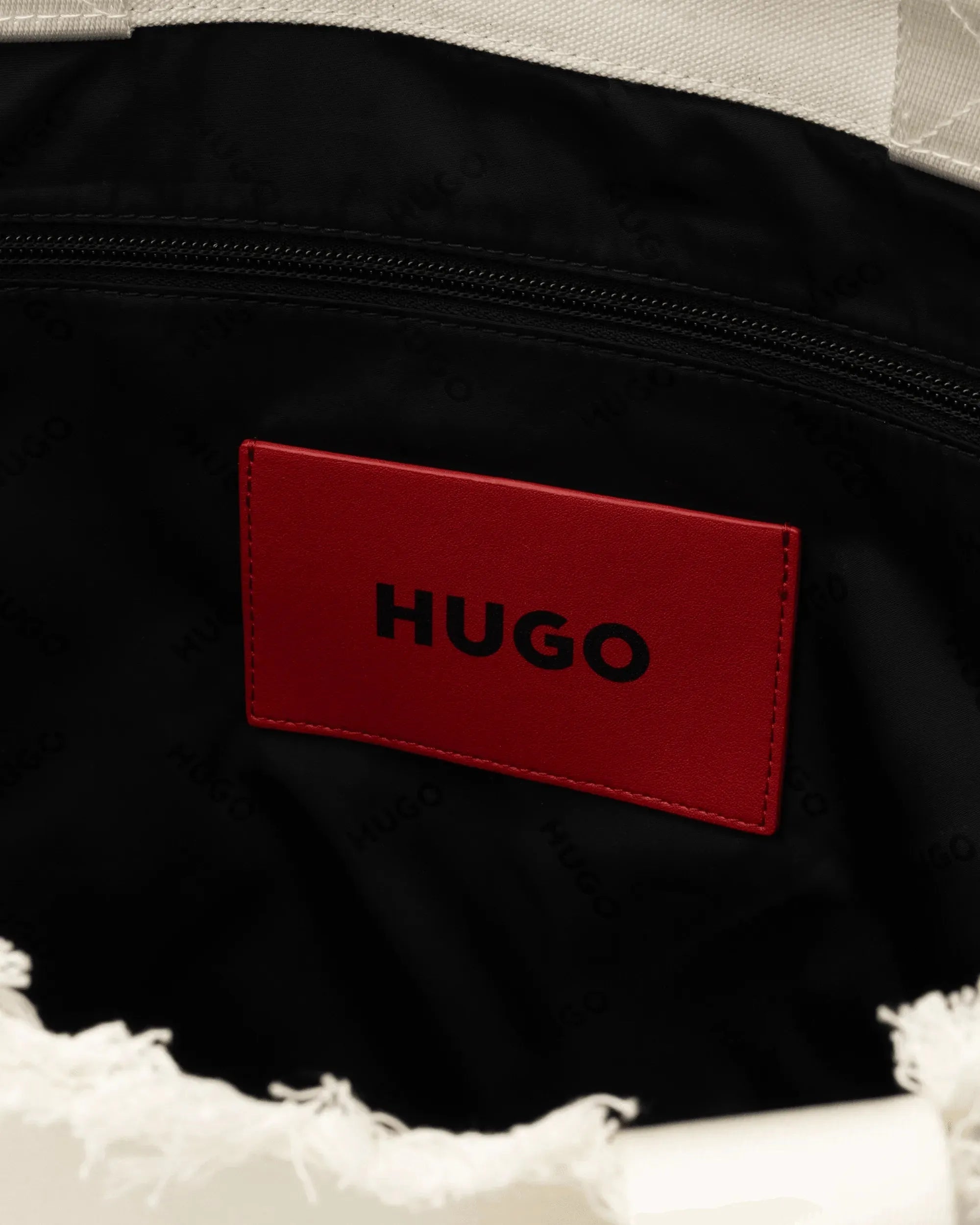 Becky Logo Tote Bag - DIHSAN