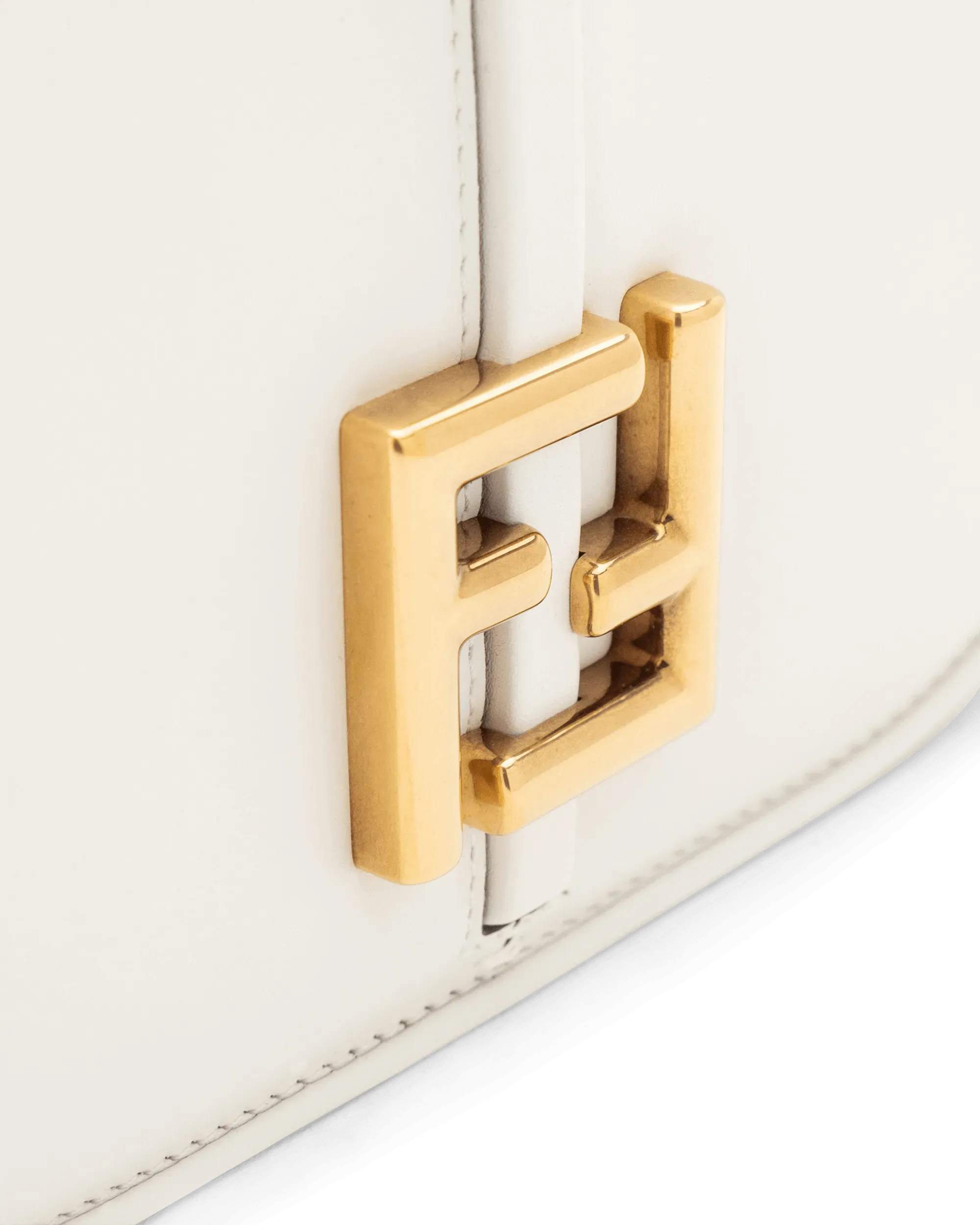 C'Mon Medium Leather Handbag - DIHSAN