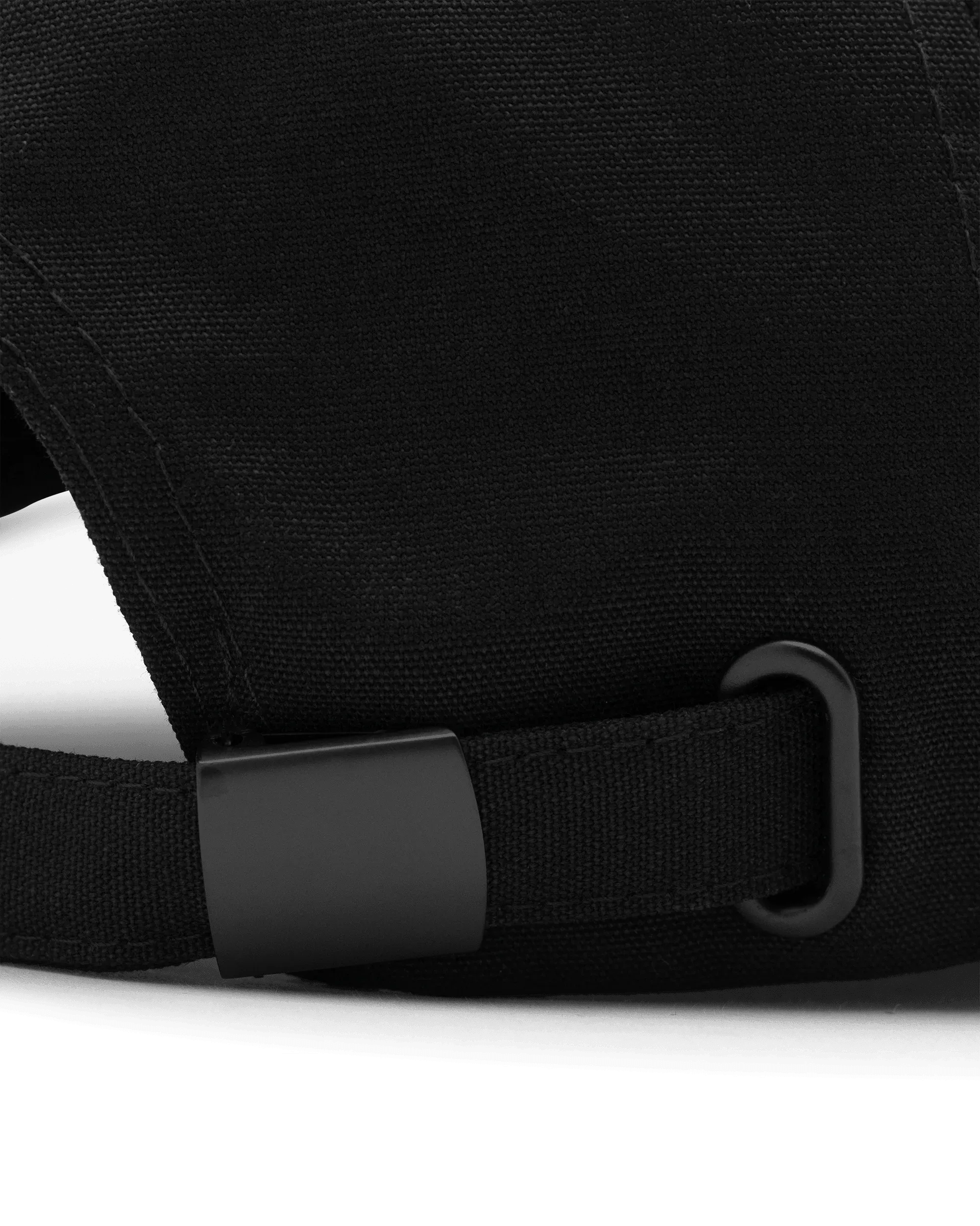 Oversized V-Emblem Baseball Cap - DIHSAN