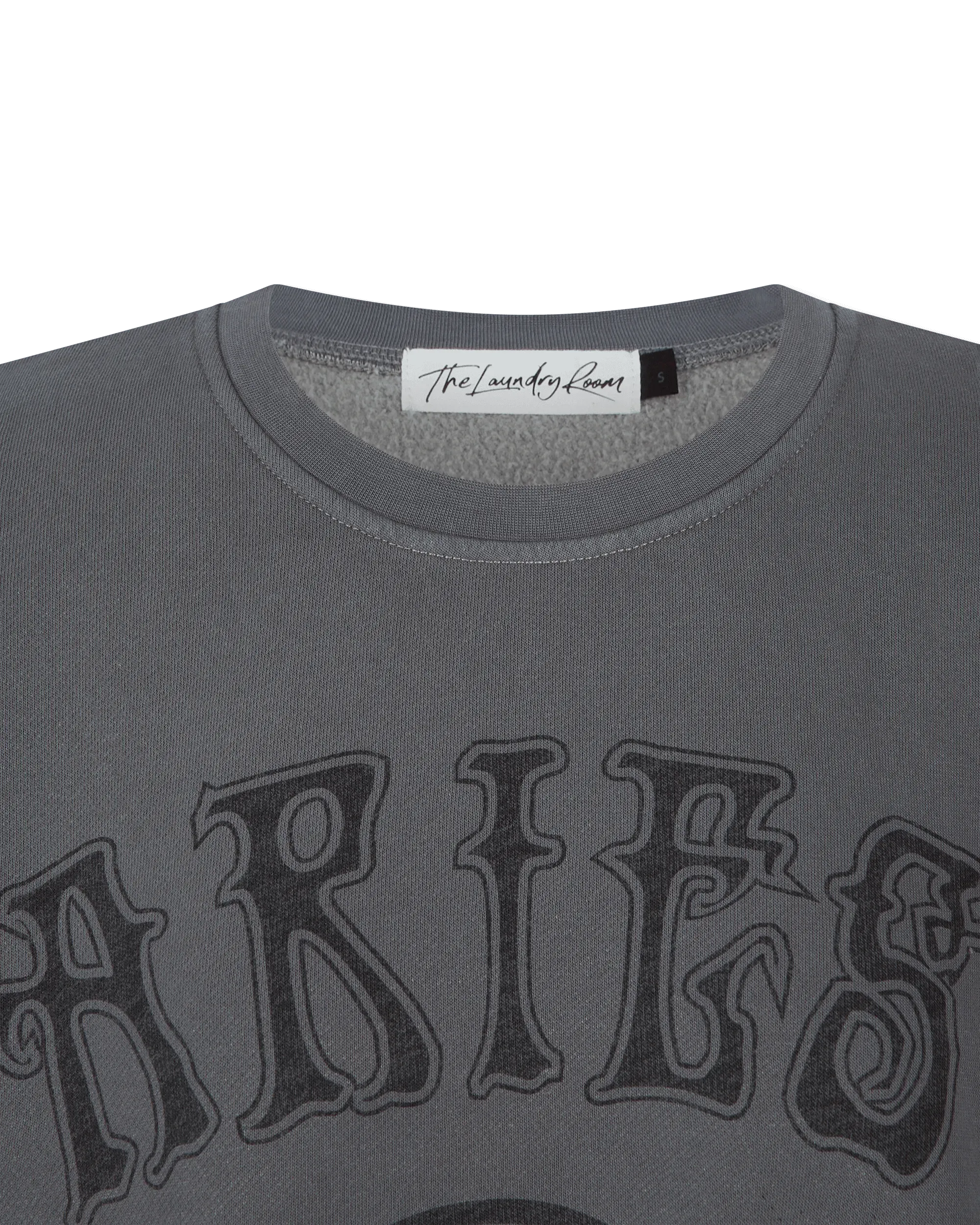 Aries Oversized Jumper - DIHSAN