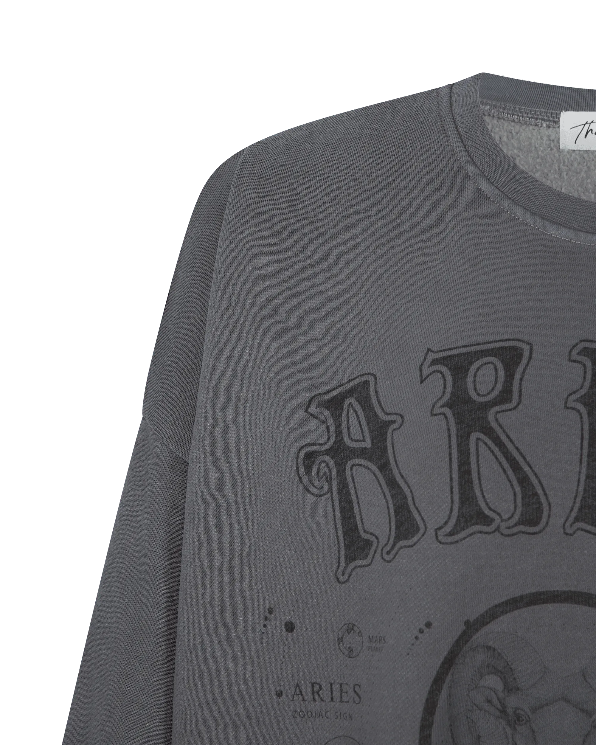 Aries Oversized Jumper - DIHSAN