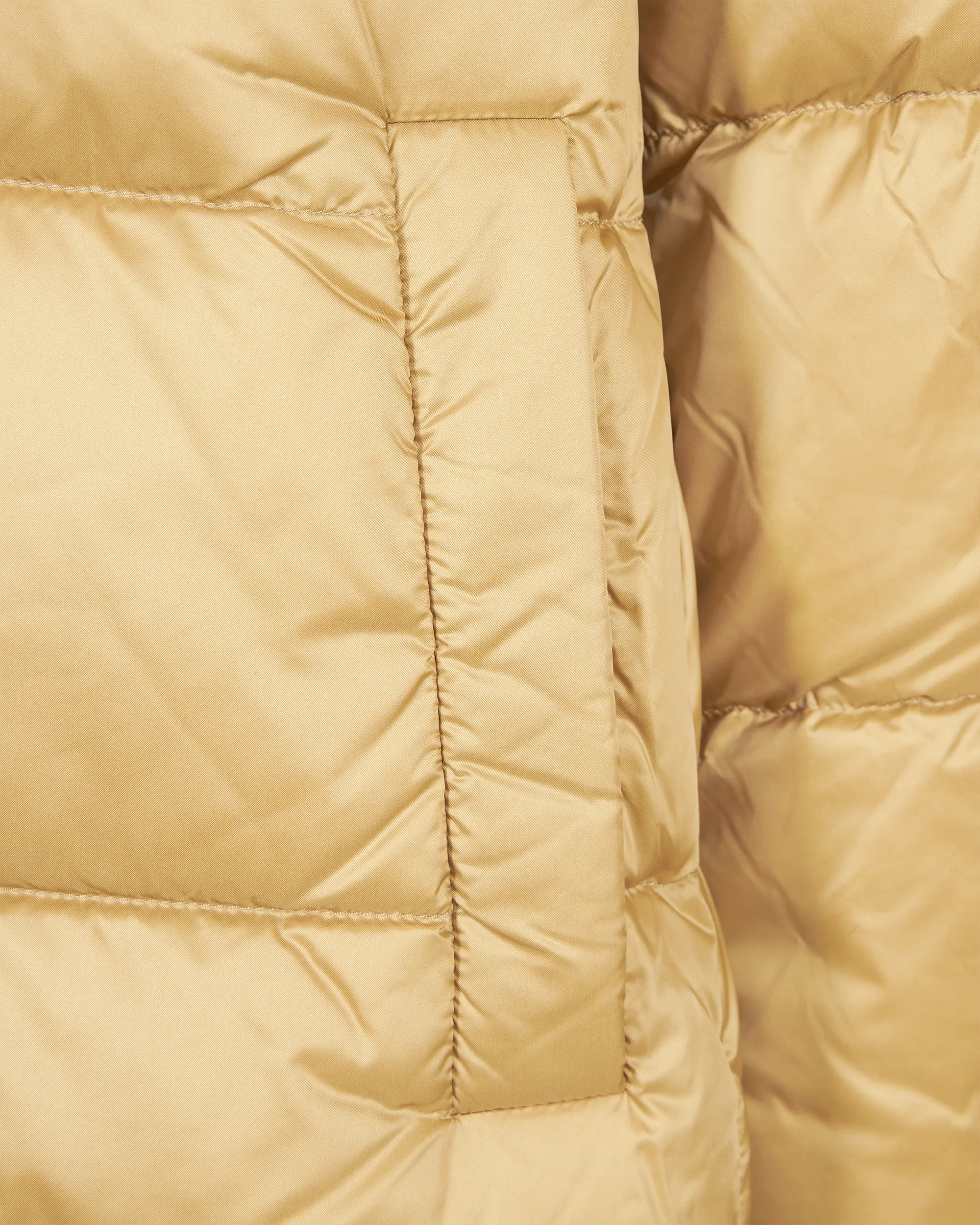 Cape In Rasolight Down Jacket - DIHSAN