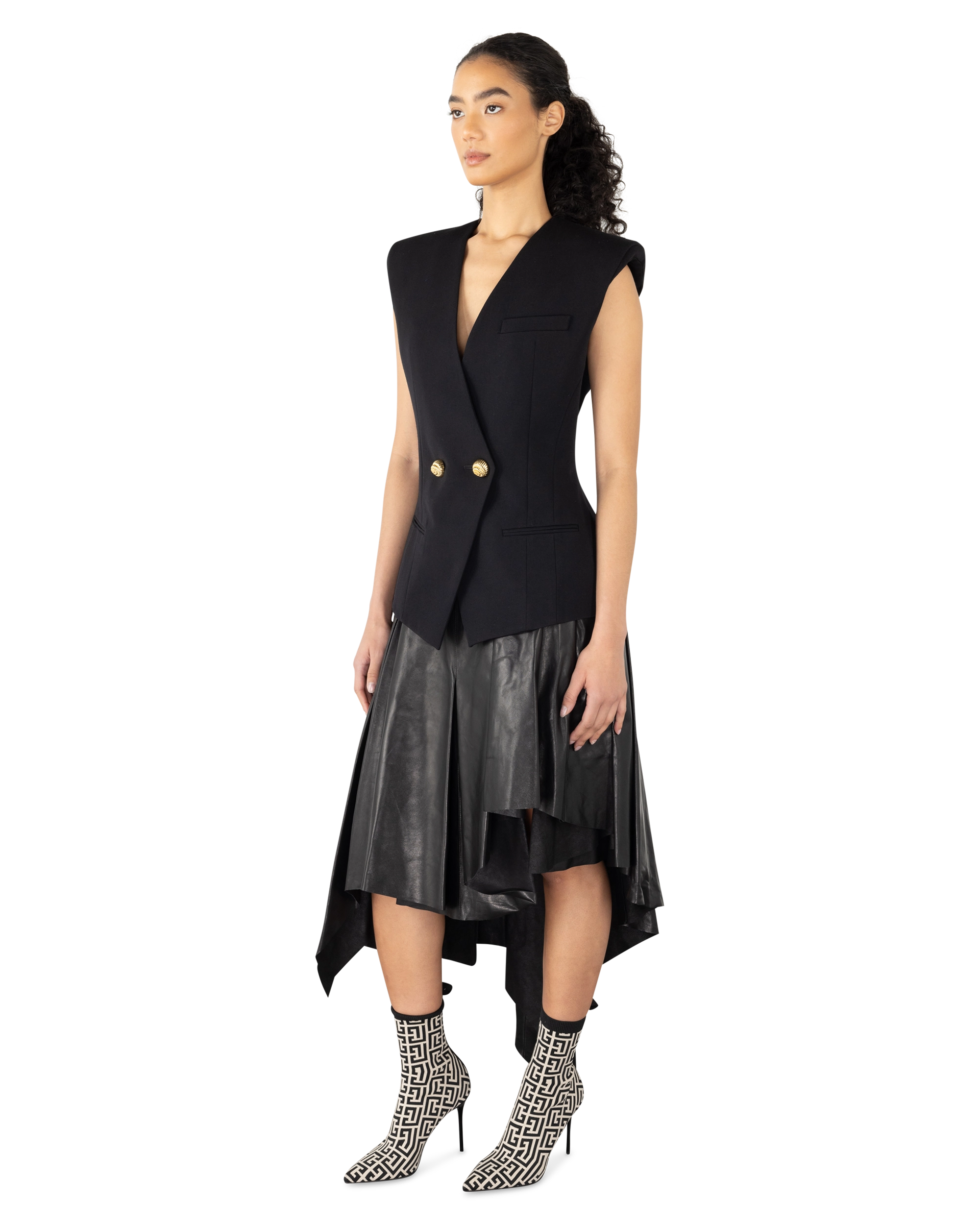 Buttoned Grain De Poudre Vest