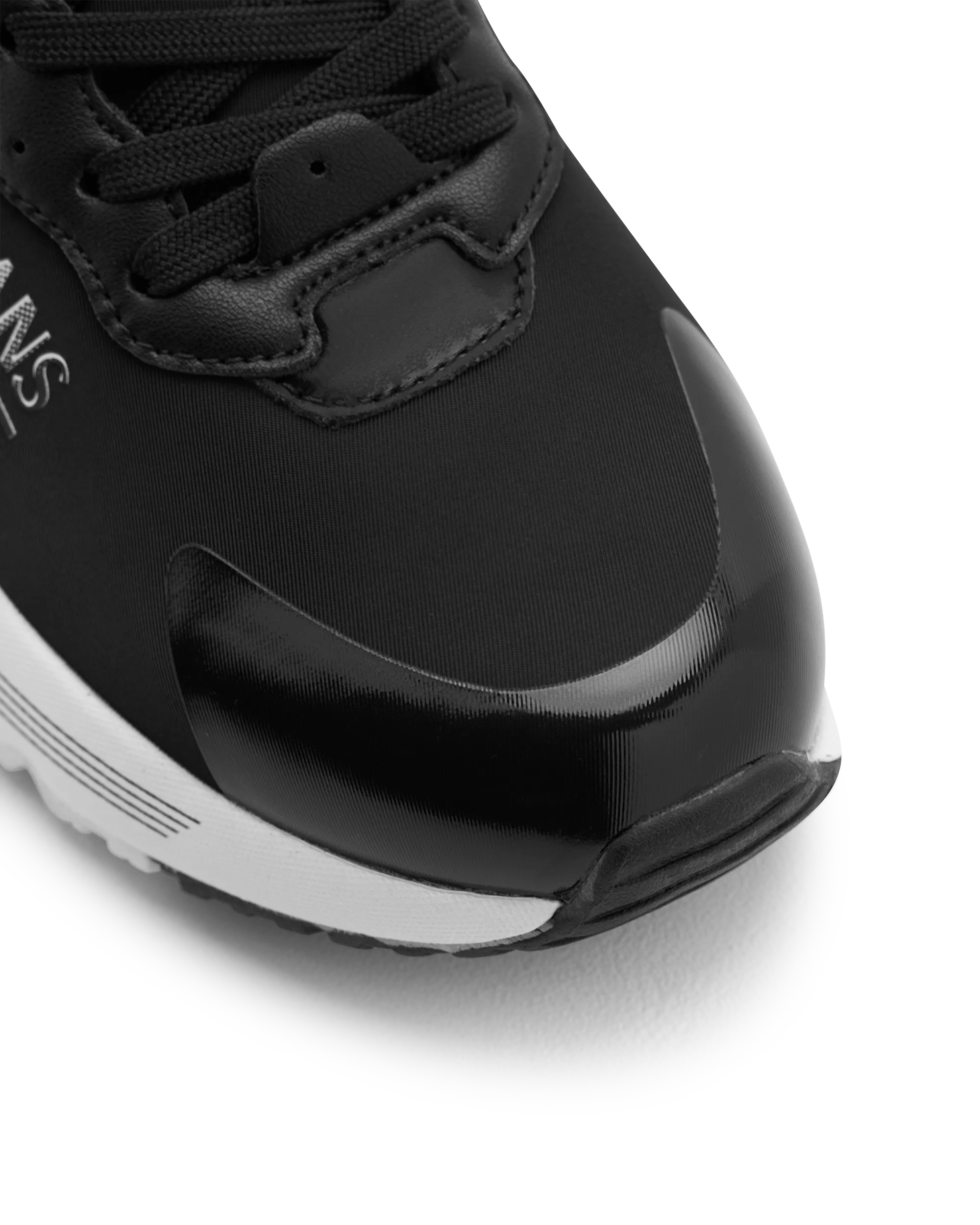 Dynamic Logo Low-Top Sneakers