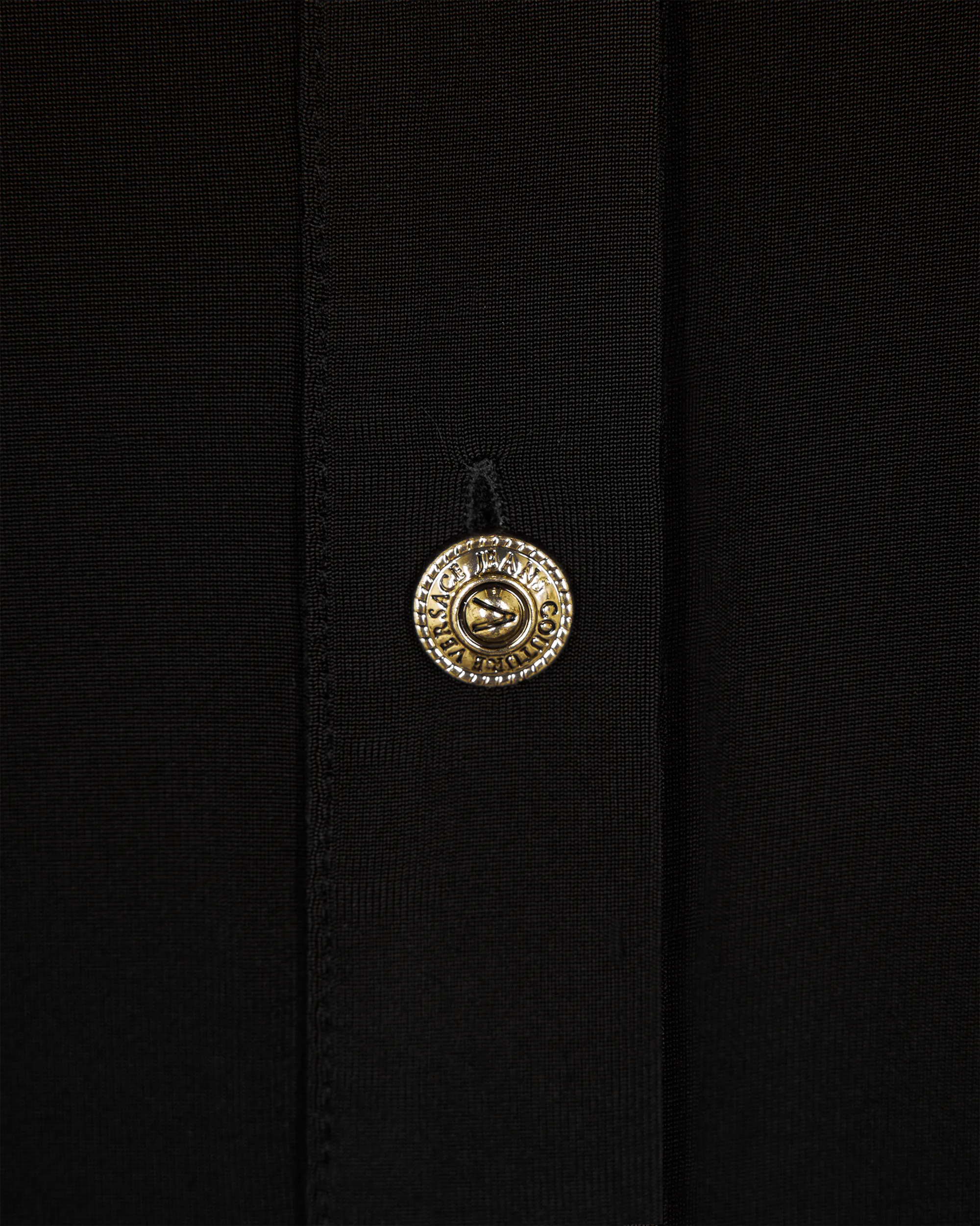 Fluid V-Emblem Button Shirt