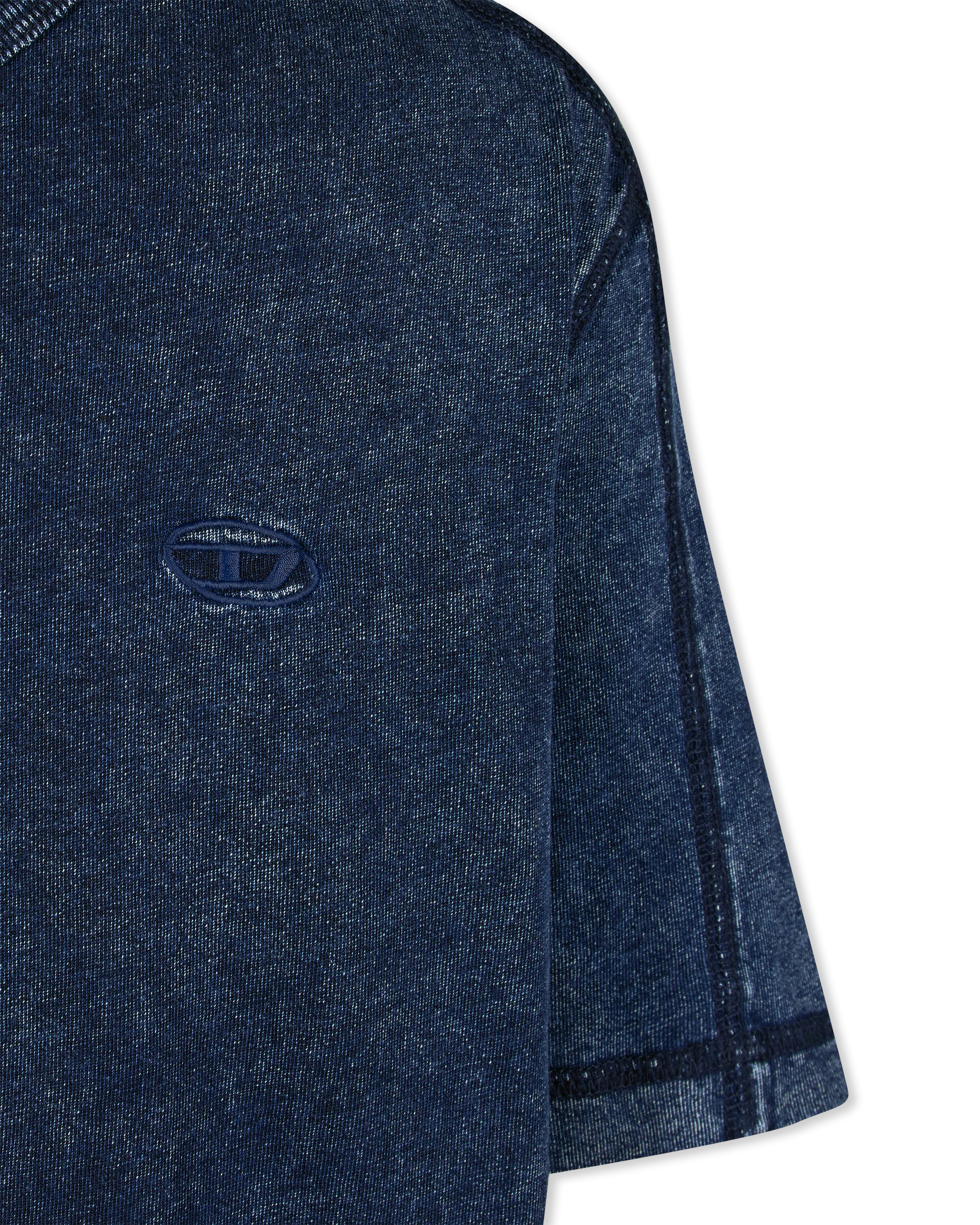 T-Adjind T-Shirt