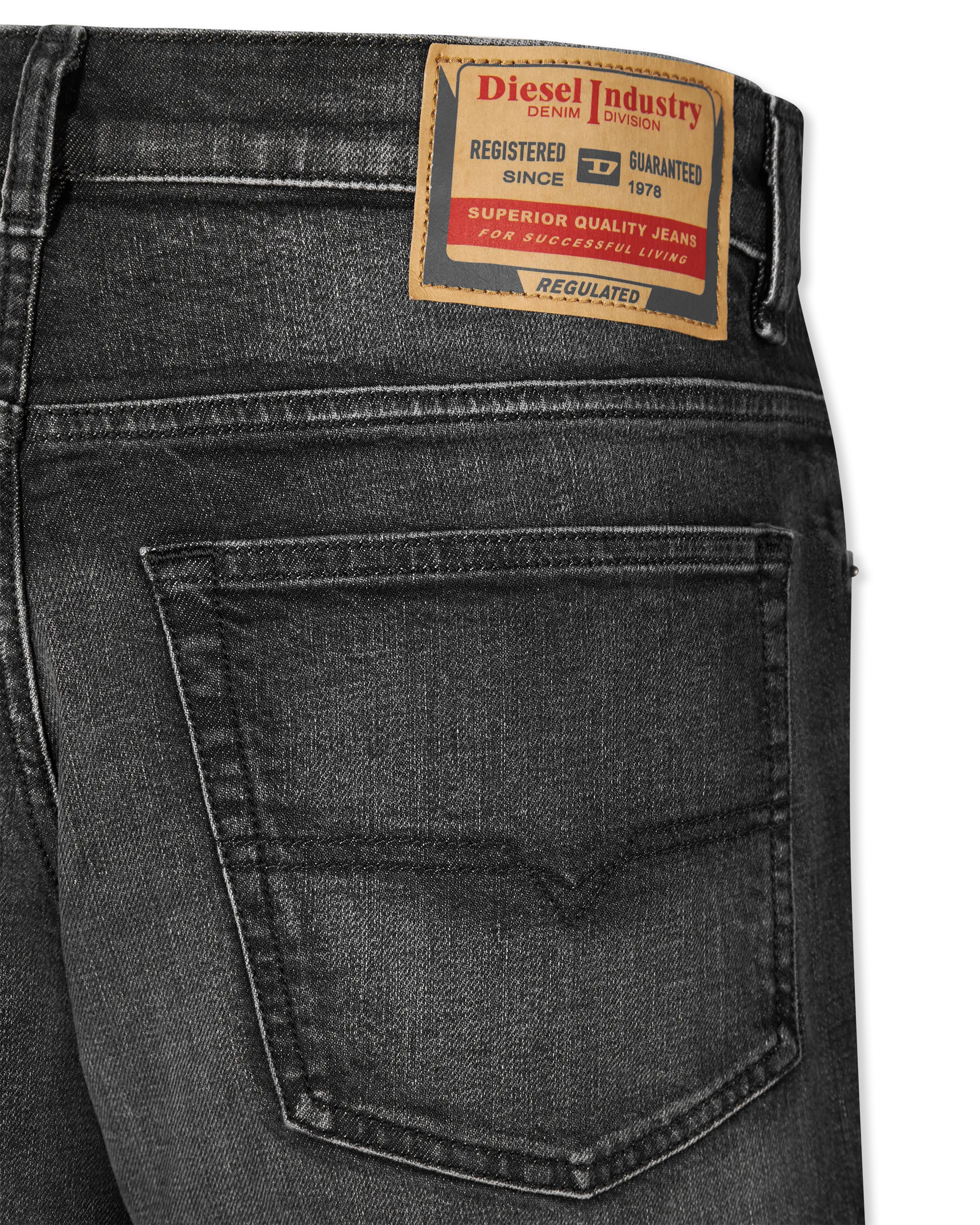 2023 D-Finitive L.32 Trousers 09L52