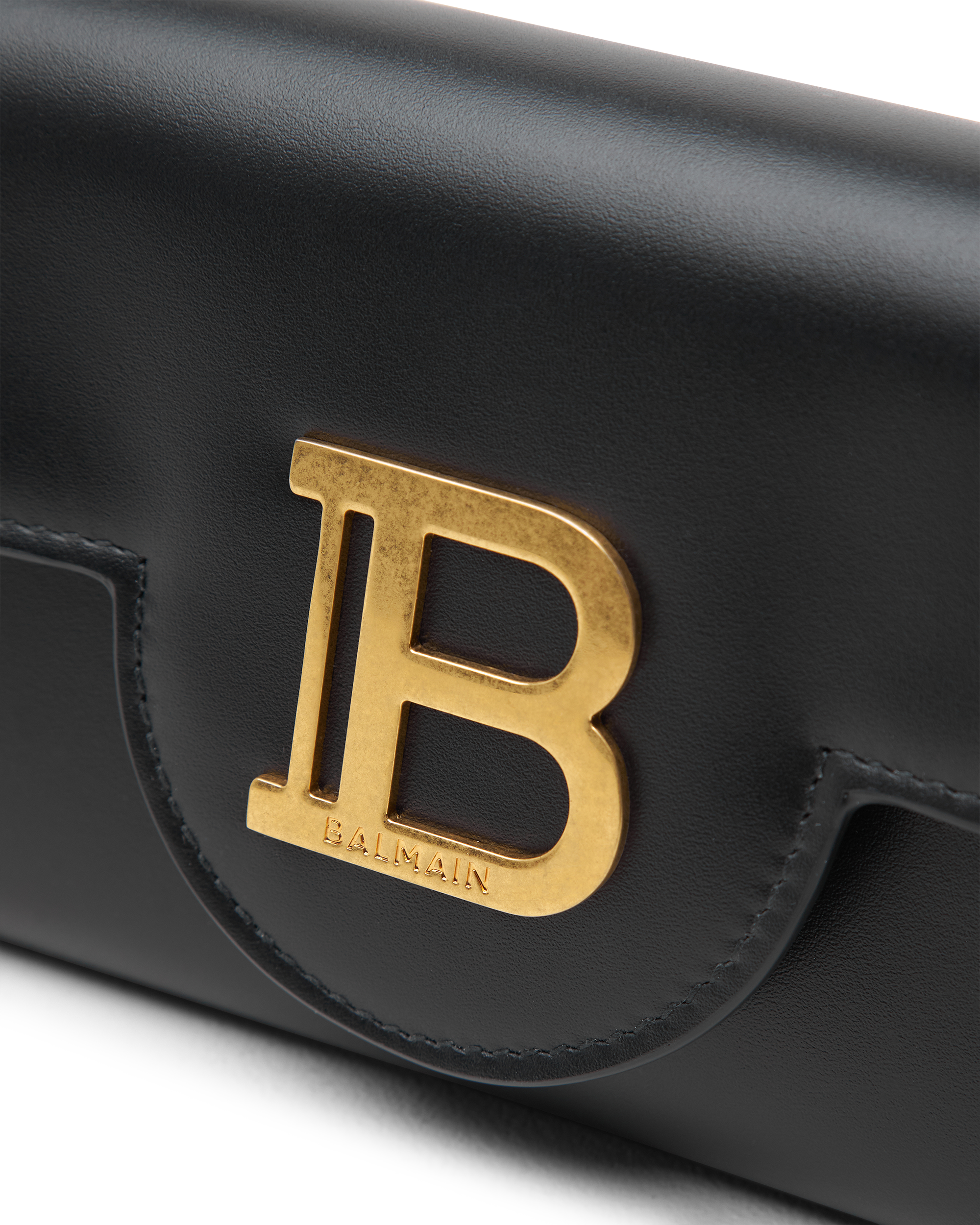 B-Buzz Leather Wallet Bag