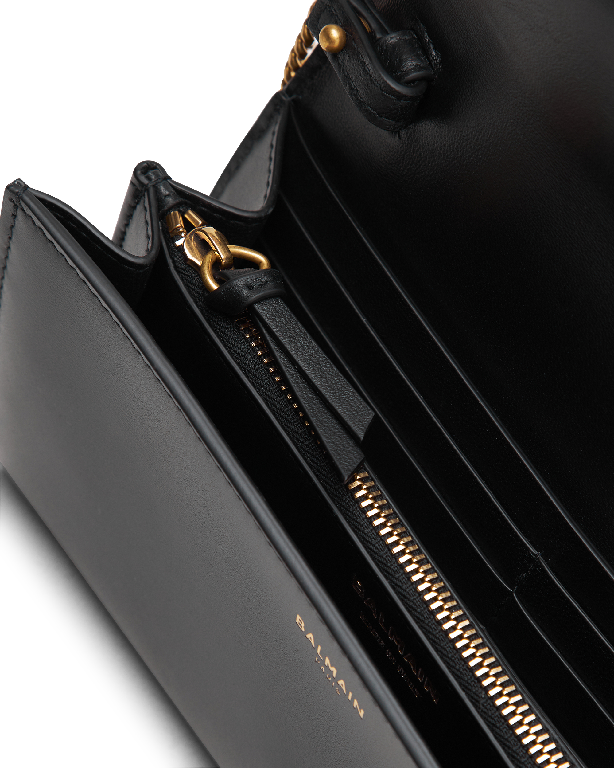 B-Buzz Leather Wallet Bag