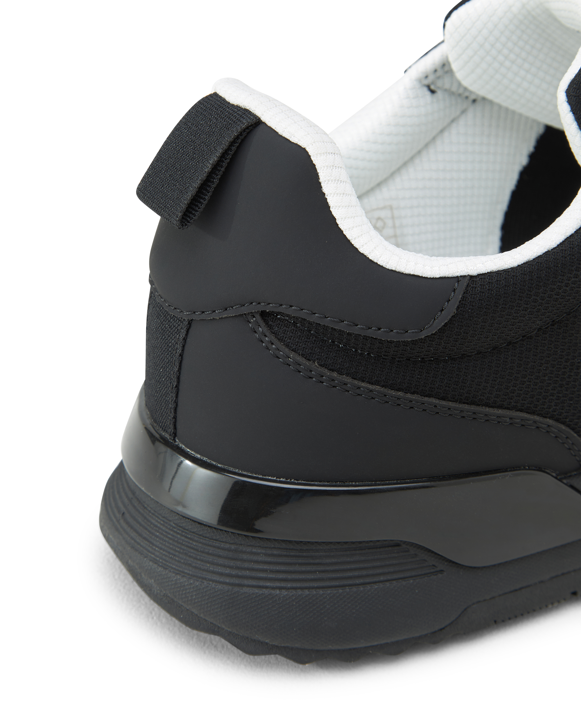 Logo Dynamic Sneakers