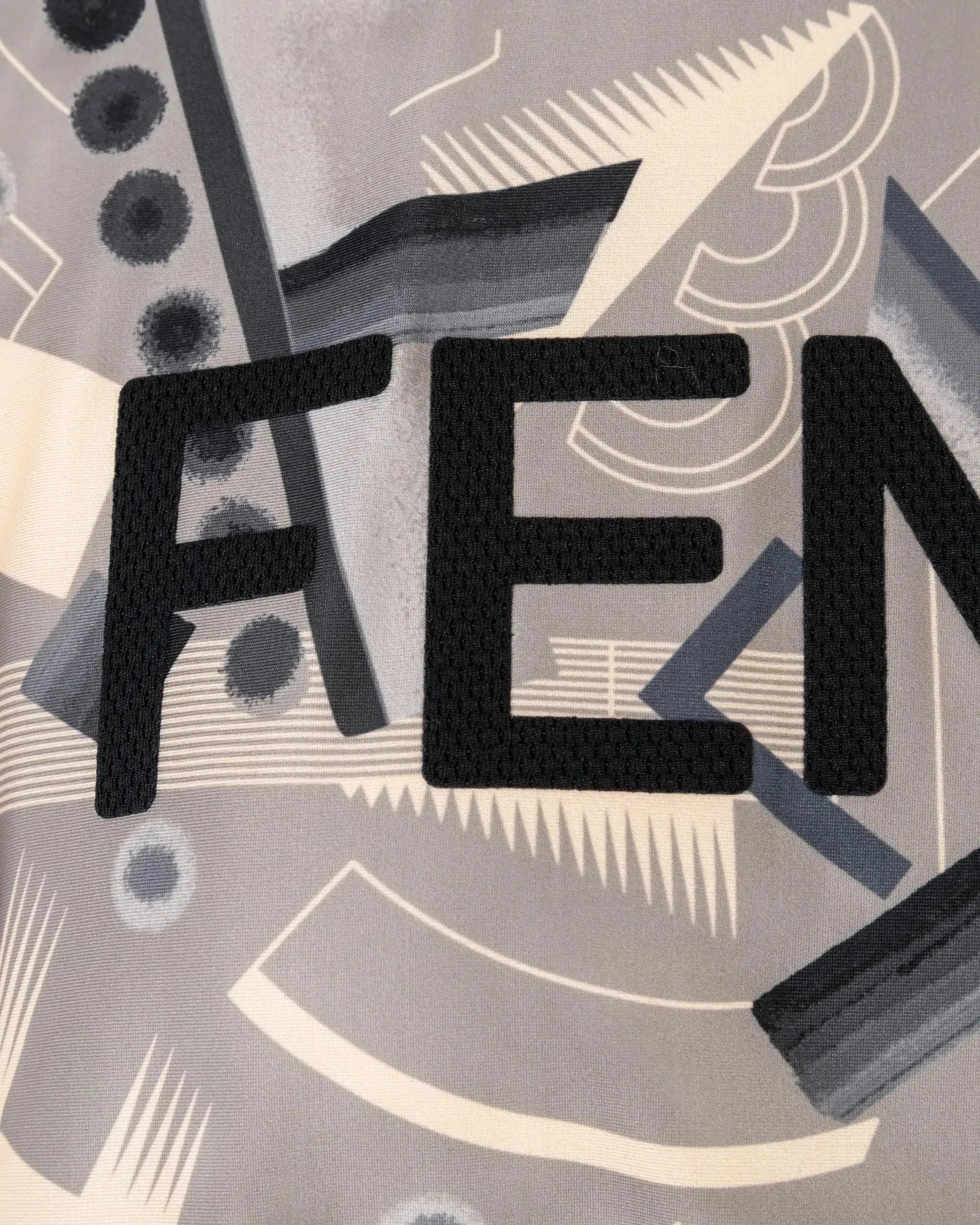 Geometric Print Cropped Lycra T-Shirt - DIHSAN