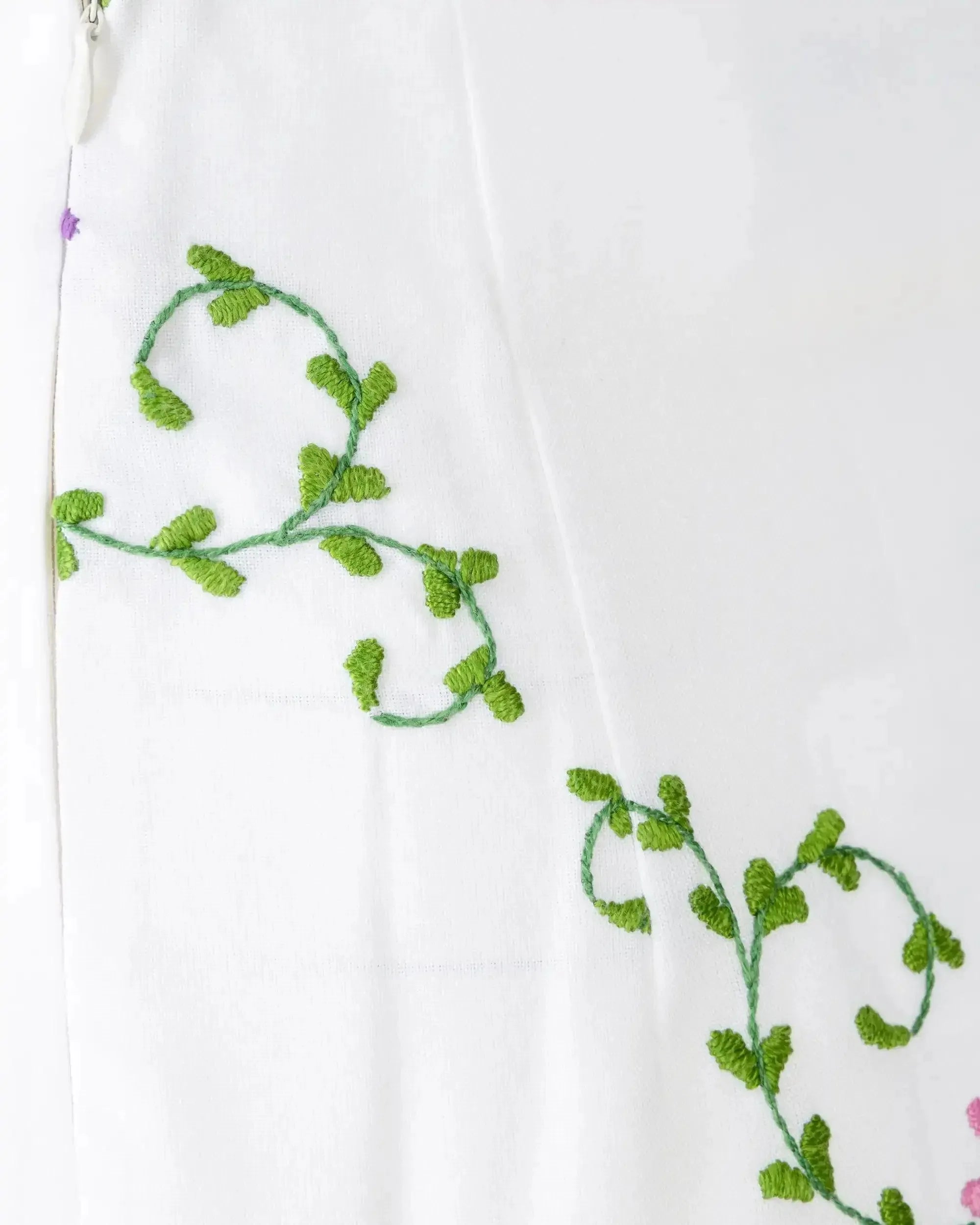 Embroidered Linen Slit Skirt - DIHSAN