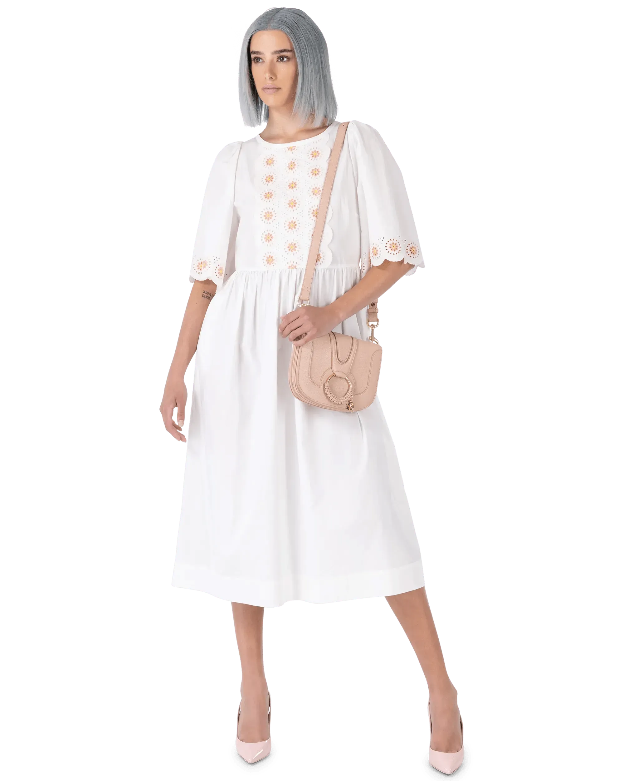 Floral Embroidered Short Sleeve Dress - DIHSAN