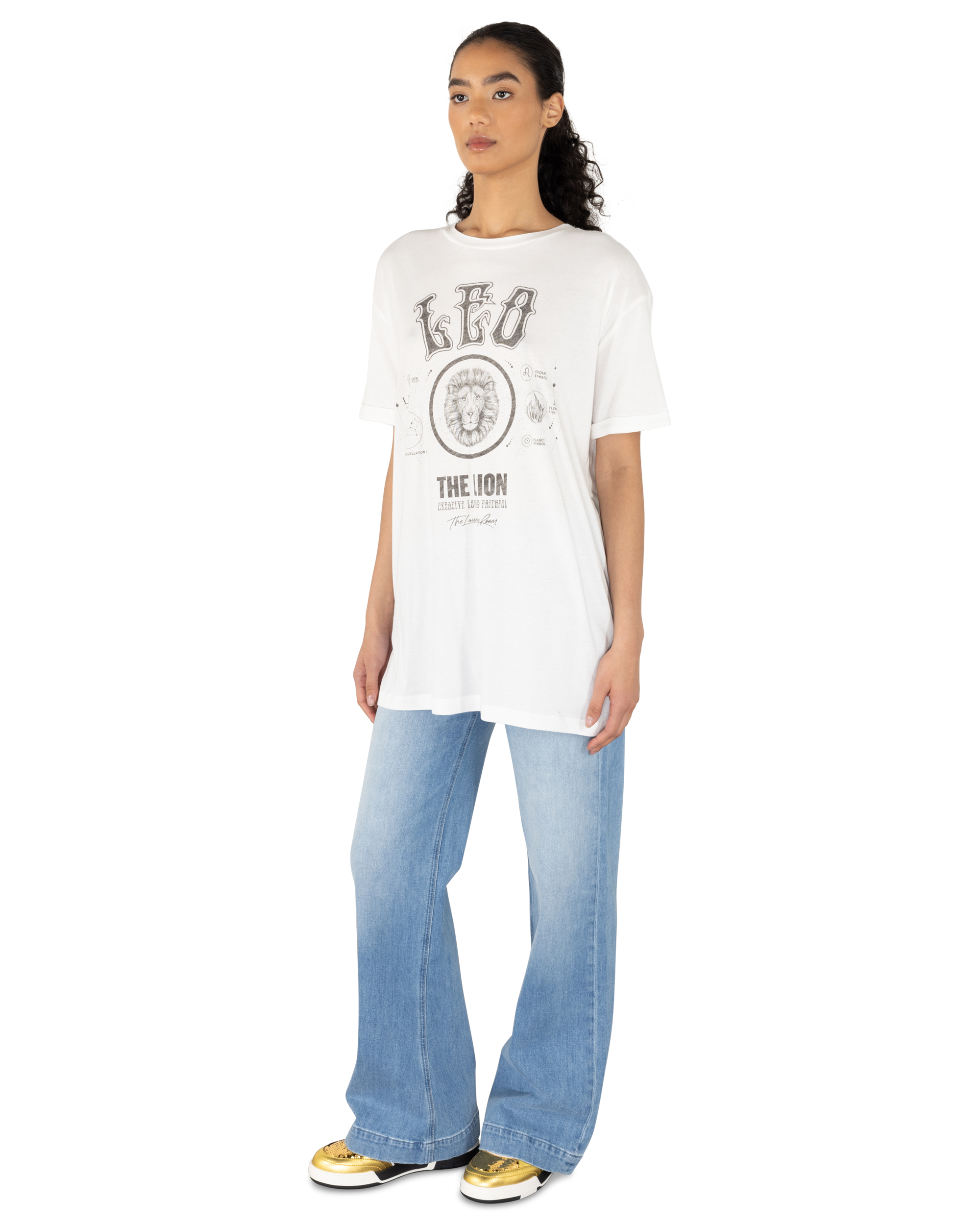 Leo Oversized T-shirt