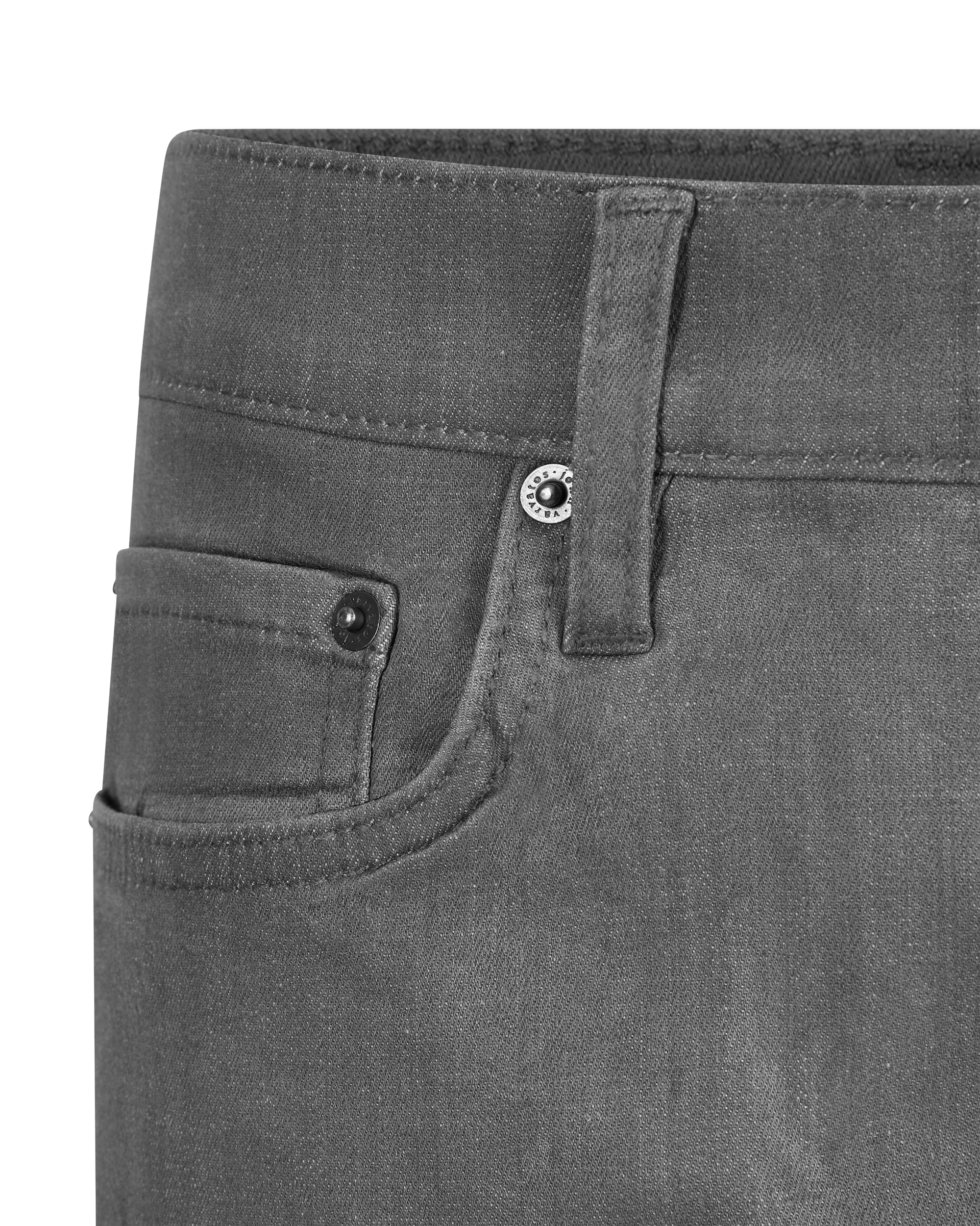 J702 Slim Coated Jean