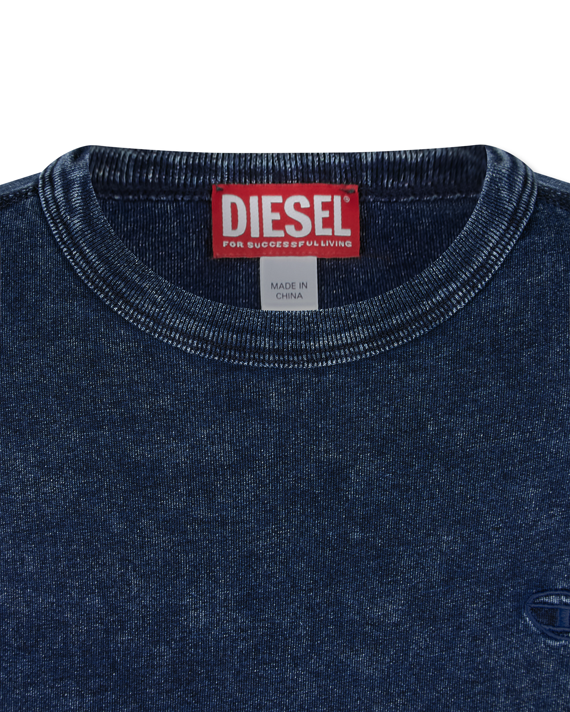 T-Adjind T-Shirt