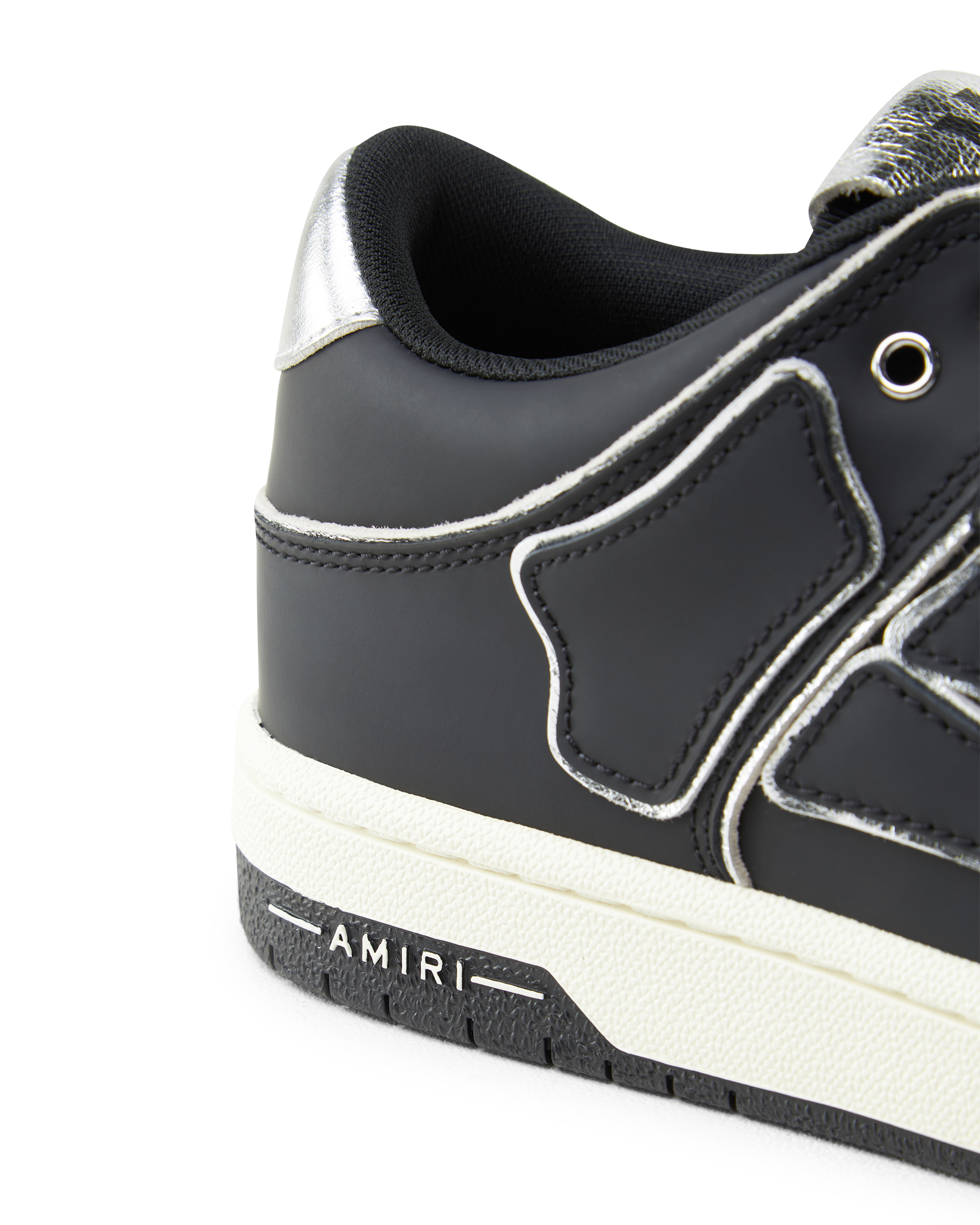 Skel Low Top Sneaker