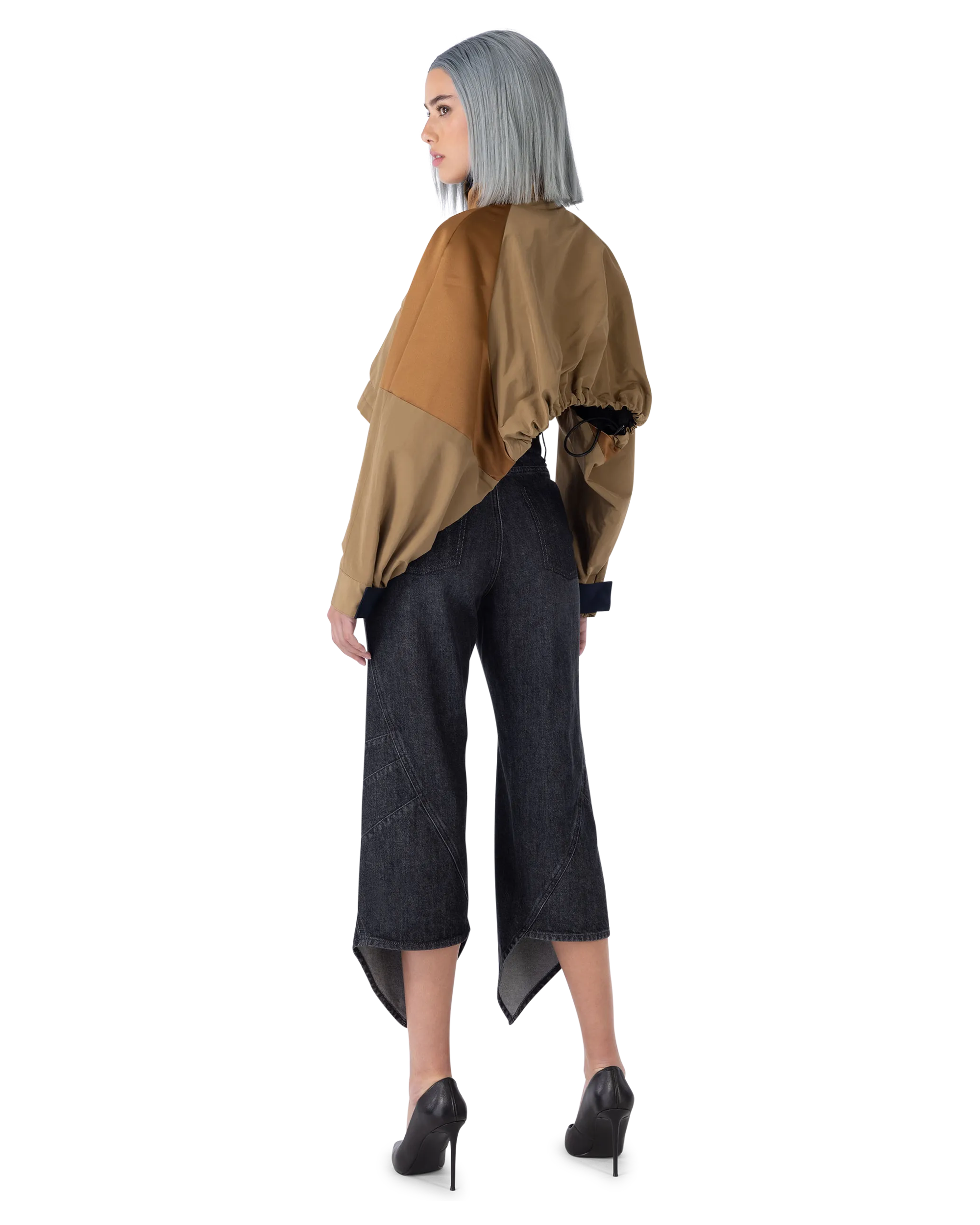 Curved Jeans